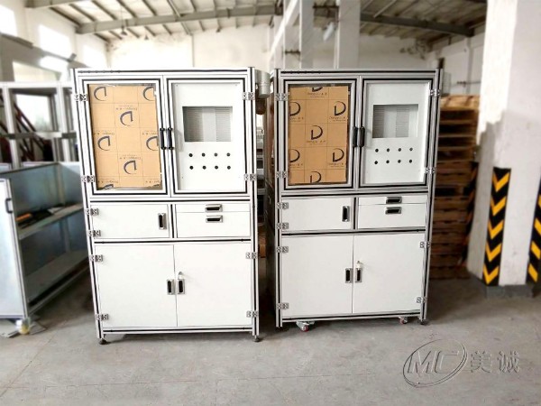 鋁型材工具柜是如何生產(chǎn)定制的？