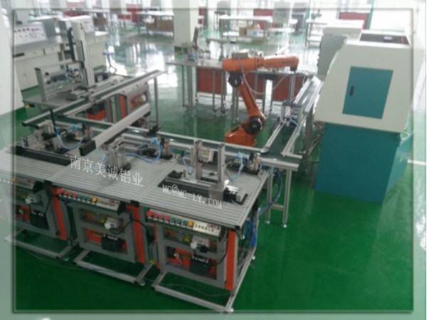 為什么各行各業(yè)都在使用工業(yè)鋁型材呢？